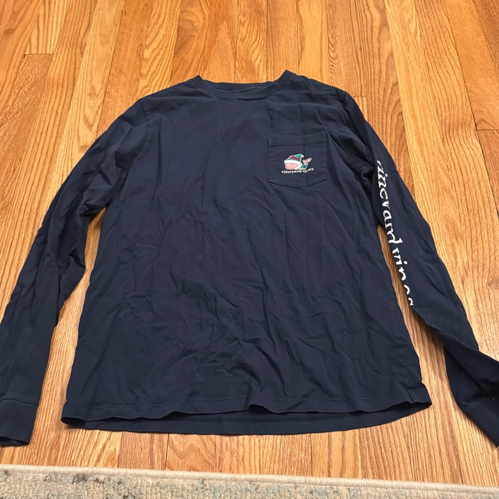 Vineyard vines long sleev kids size XL no tags no stains